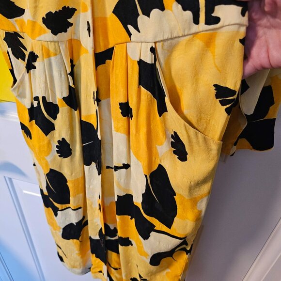 Bold Vintage Canadian Black and Yellow Floral Sundress - Picture 4 of 15